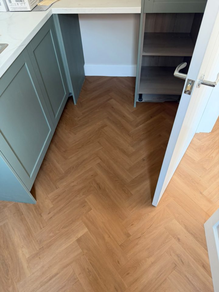 Ultimus Collection   Majestic Sierra by Invictus with F Ball Stop Gap 1200 Sub Floor 13