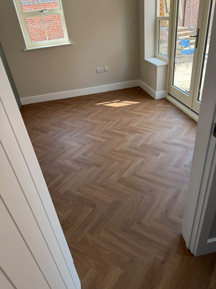 Ultimus Collection   Majestic Sierra by Invictus with F Ball Stop Gap 1200 Sub Floor 15