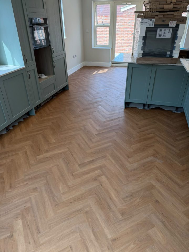 Ultimus Collection   Majestic Sierra by Invictus with F Ball Stop Gap 1200 Sub Floor 18